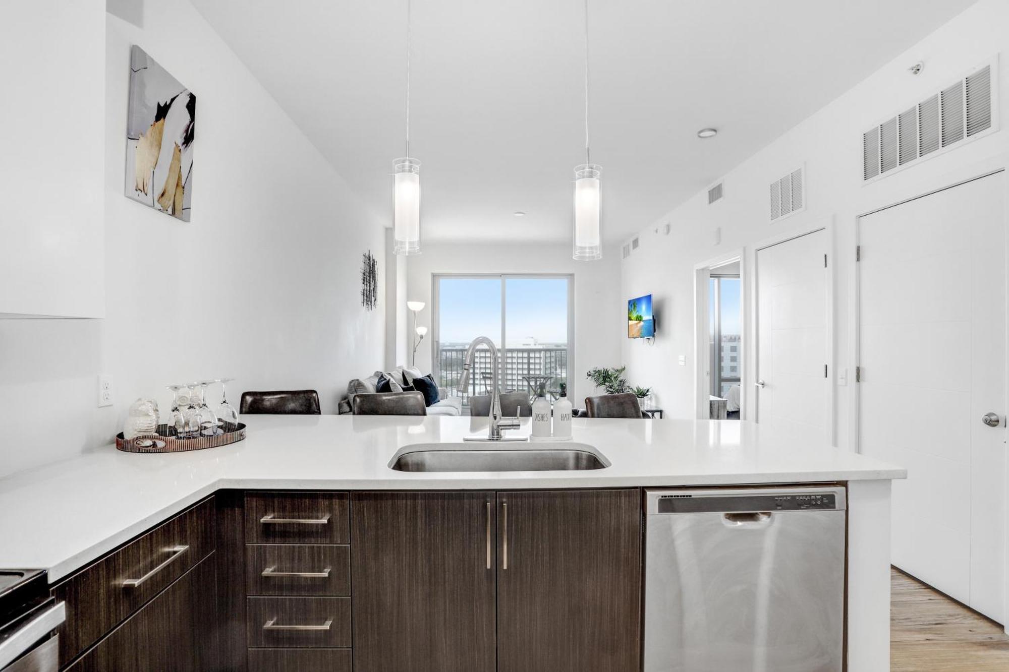 Downtown Tampa Gem 1-Bd W/Pool, Gym, & Sky Lounge Apartment Bagian luar foto