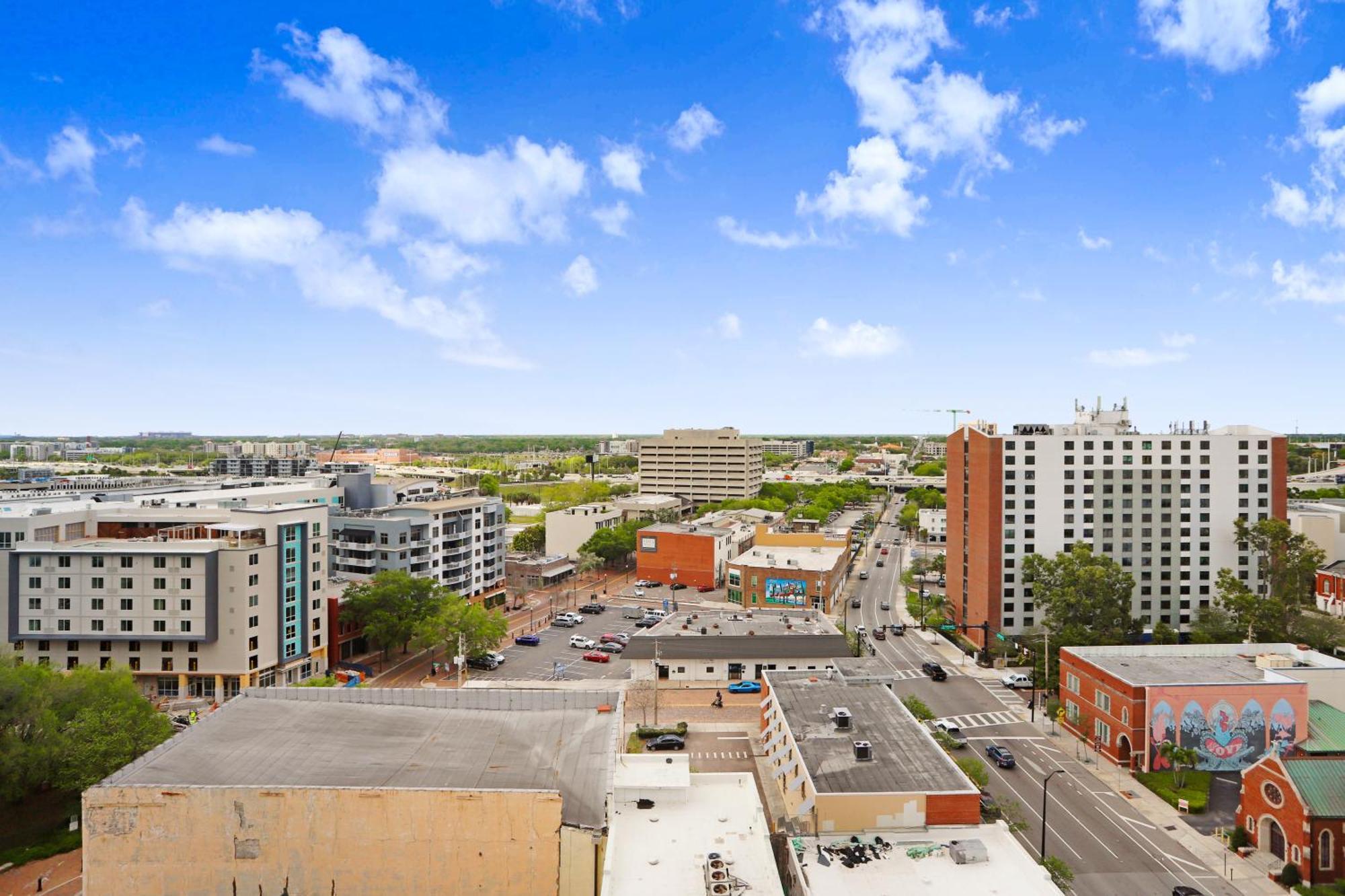 Downtown Tampa Gem 1-Bd W/Pool, Gym, & Sky Lounge Apartment Bagian luar foto